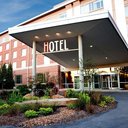 I Hotel And Illinois Conference Center - Σαμπέιν Εξωτερικό φωτογραφία