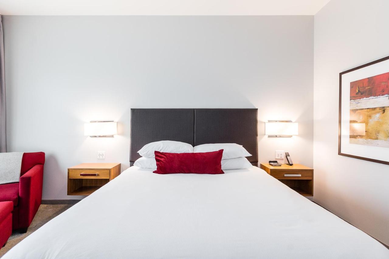 I Hotel And Illinois Conference Center - Σαμπέιν Εξωτερικό φωτογραφία