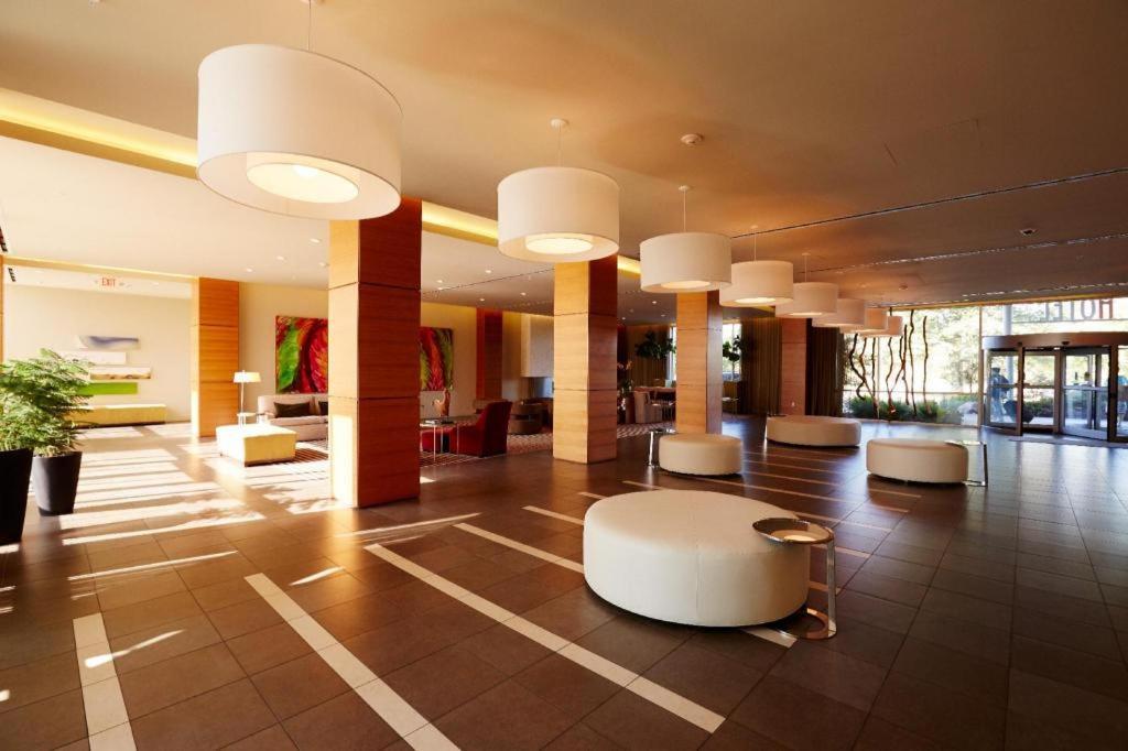 I Hotel And Illinois Conference Center - Σαμπέιν Εξωτερικό φωτογραφία